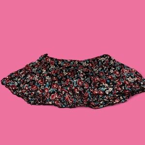 Black floral ruffle low rise mini skirt